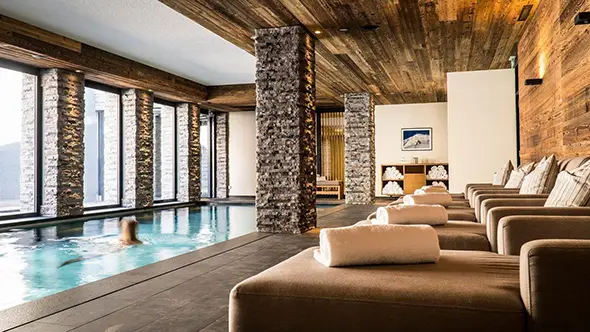 Indoor pool and relaxation area in the spa.