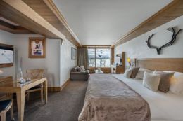 Junior Suite Single Bay
