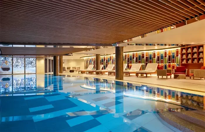 Fouquets courchevel pool