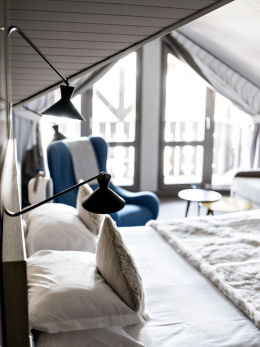 Privilege room