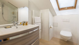 Small Classic Room