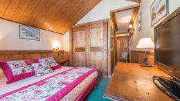 Triple Traditional Room