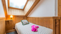 Triple Traditional Room