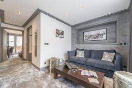 Lounge Suite