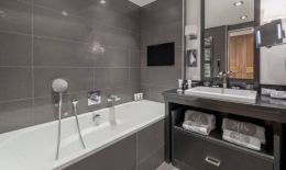 Elegance Room