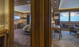 Signature Room