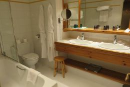 Double King Bed Slope View