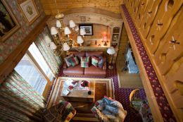 Lovely Apartment King Bed Slope View