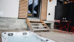 Le Lac Blanc Duplex Apartment
