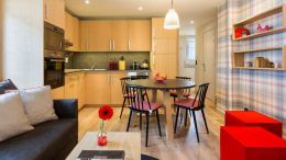 Les Cosmique Triplex Apartment