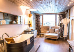 Junior Suite Mountain View