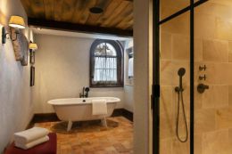 Two-bedroom Penthouse Slopes View