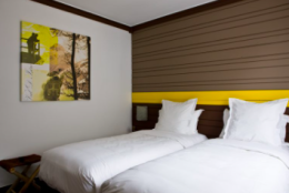 Medium Room