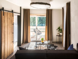 Superior Large Suite