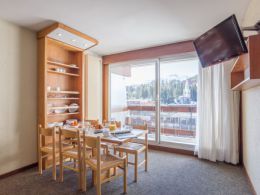 Eco-Standard Studio - 4 people - Cabin and balcony, south facing