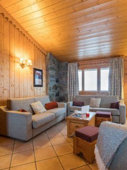 Exceptional large apartment - 3 bedrooms