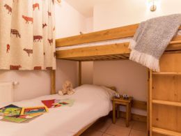 Exceptional large apartment - 3 bedrooms