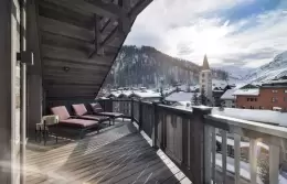 The terrace of the Penthouse Sengli at Le K2 Chogori, Val d'Isere
