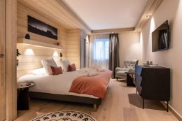 A12 - Apartment 4 bedrooms and 1 dormitory - 179 m²
