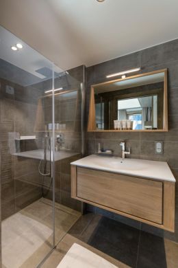 B32 - Apartment 3 bedrooms and 1 cabin - 152 m²