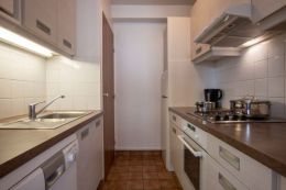 Studio with separate kitchen-cabin