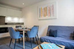 Mordern apartment for 4 people