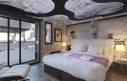 Terrace Suite 101