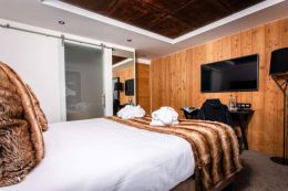 Club room